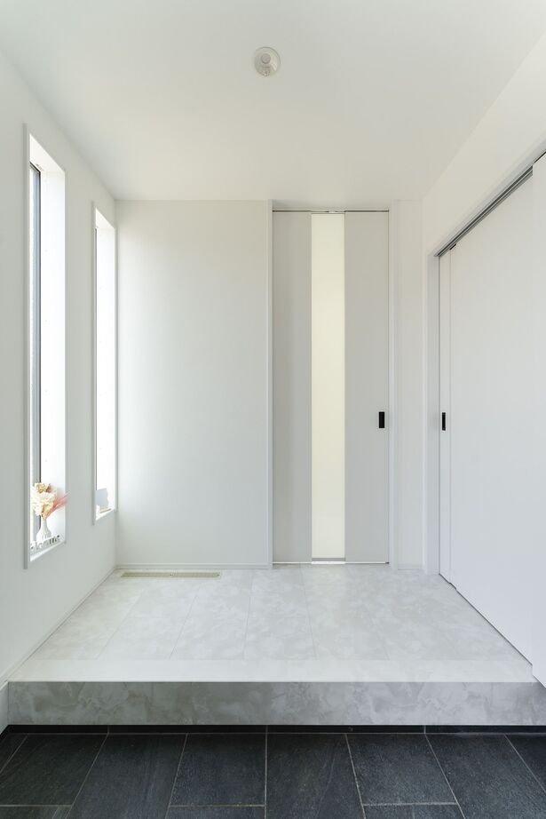 ソーフィールドホーム 【本体価格2500～3000万円/37.6坪】デザイン性と全館空調で美しく住まうクールモダンな家の建築実例画像7