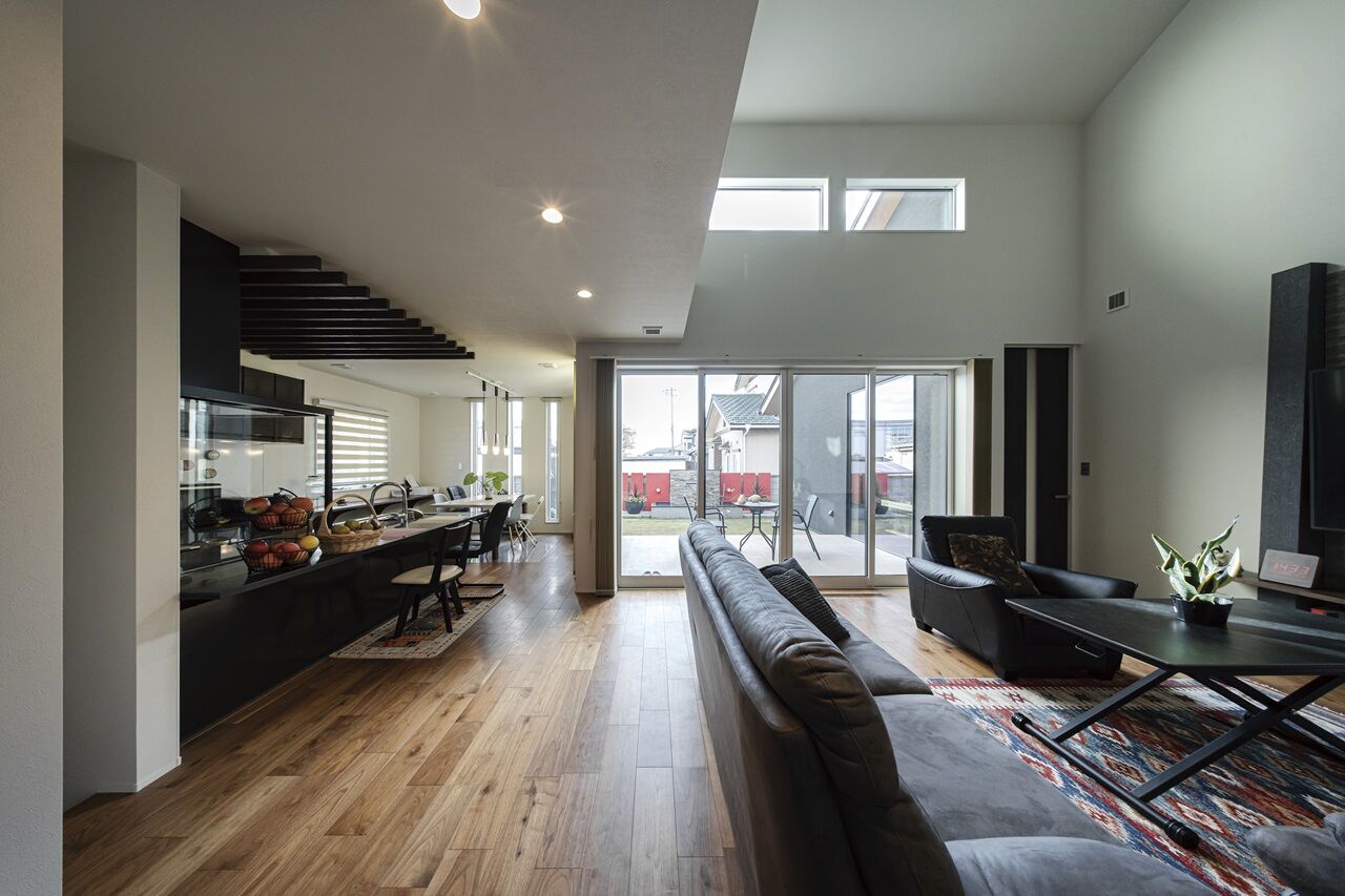 ソーフィールドホーム 【本体価格4000～5000万円/60.3坪】お気に入りに囲まれる優雅な空間の建築実例画像3