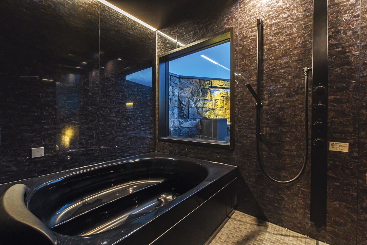 ソーフィールドホーム 【本体価格6000万円/76.7坪】庭を望み寛ぐホテルライクな邸の建築実例画像7