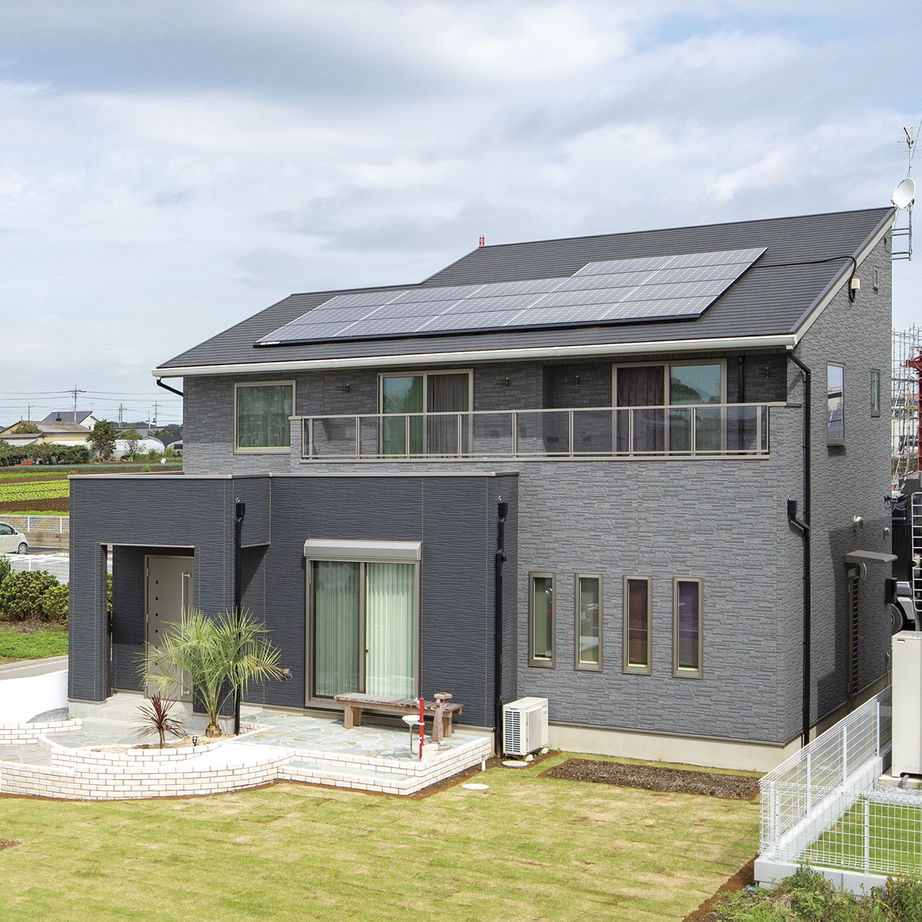 サンワ設計 ボルダリングウォールや隠れ家のような小屋裏で毎日を楽しく暮らす！家族が遊べる住まいの建築実例画像1