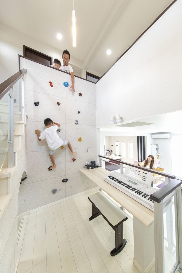 サンワ設計 ボルダリングウォールや隠れ家のような小屋裏で毎日を楽しく暮らす！家族が遊べる住まいの建築実例画像4