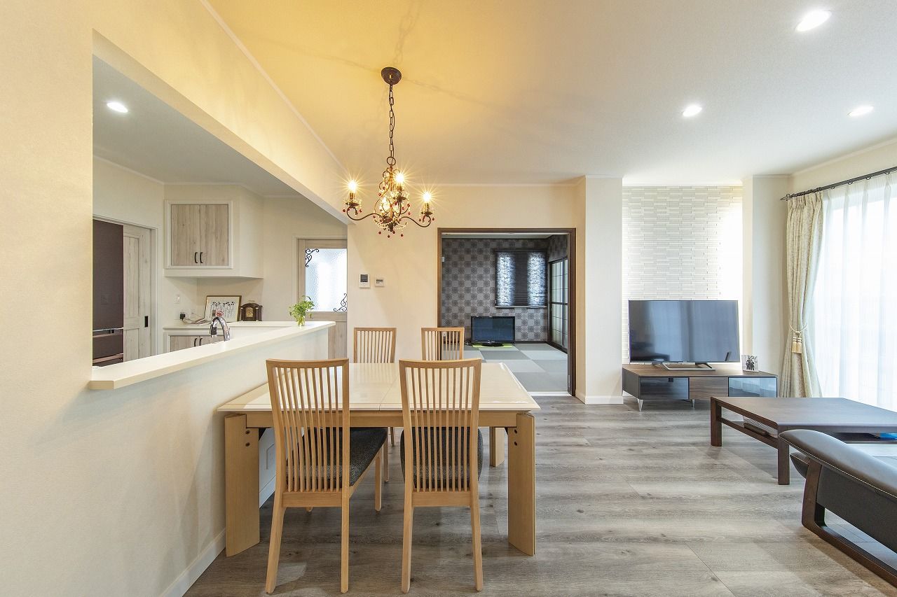 サンワ設計 妥協のない、憧れを叶えた地中海風デザインが目を惹く、家族が自然に集まる二世帯住宅の建築実例画像9