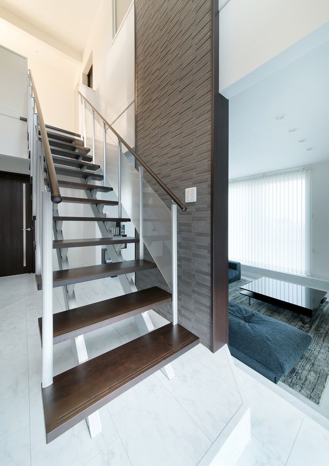 サンワ設計 個性を表現した二世帯住宅の建築実例画像3