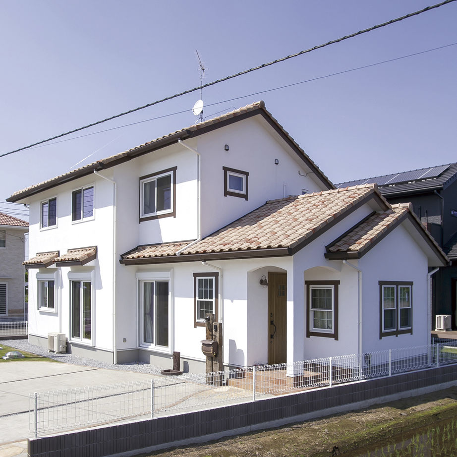 サンワ設計 スキップフロアで家族が繋がりコンサバトリーで趣味を楽しむの建築実例画像1