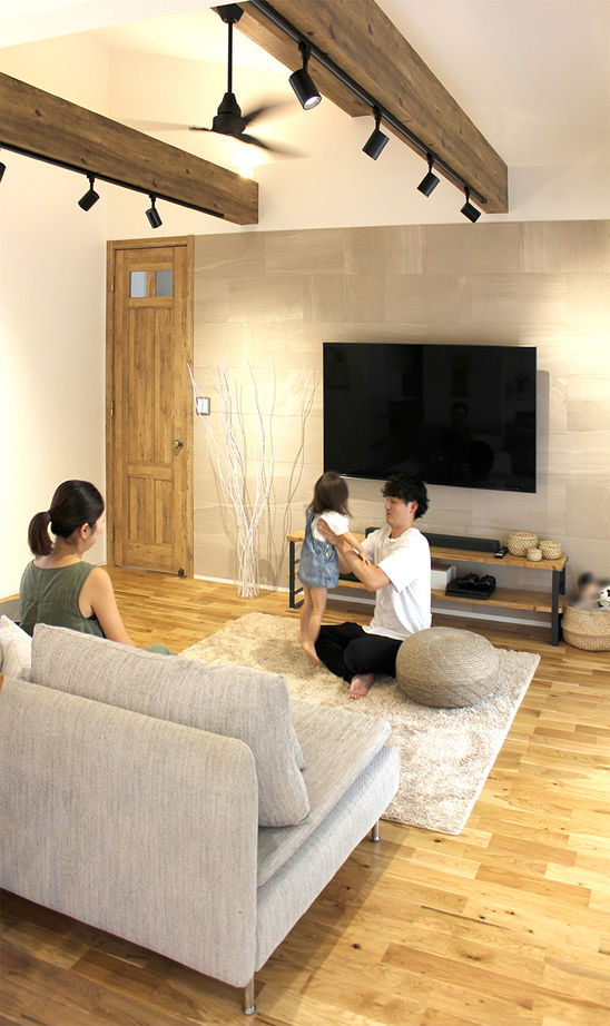 サンワ設計 ロックガーデン風のエクステリア　ハワイアンテイストな平屋の建築実例画像2