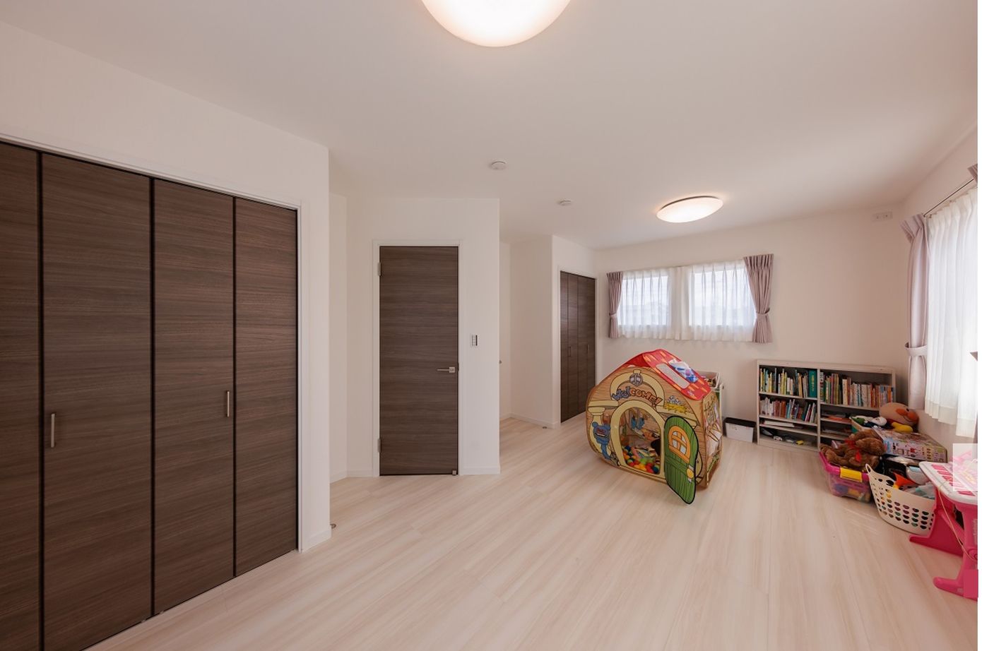 サンワ設計 タタミダイニングとピットリビングのある家の建築実例画像6