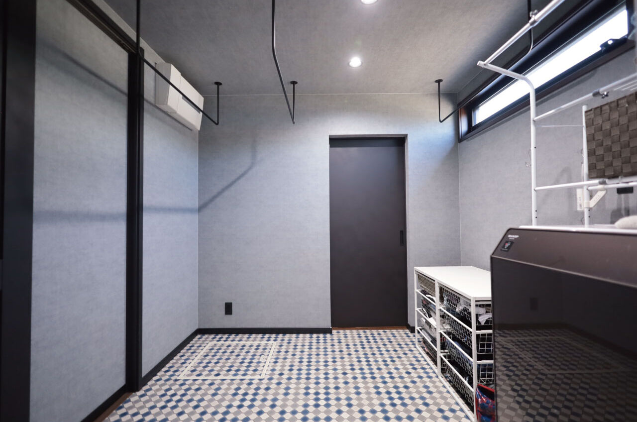 サンワ設計 空間を生かしたアメリカンヴィンテージ風ガレージの家の建築実例画像4