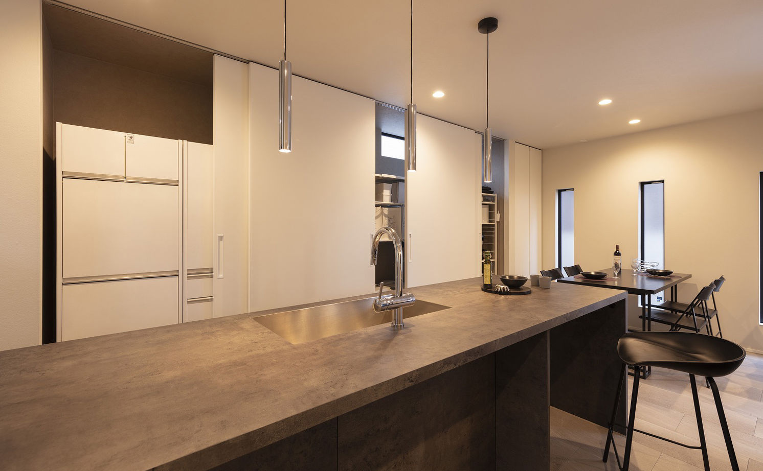 家工房 【2000万円台／34.5坪／間取り図有】収納にこだわる緻密な計画で、憧れの「ホテルライク」が完成！の建築実例画像6