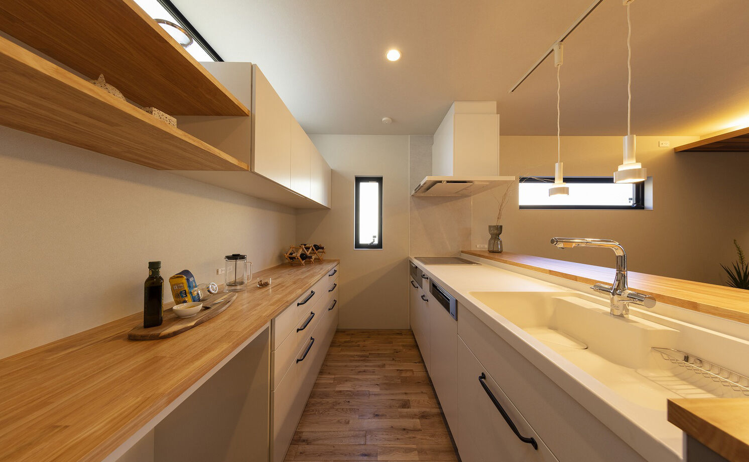 家工房 【2500万円～2999万円／34.6坪／間取り図有】プライバシーを守る中庭を囲む。快適な住空間が家族を囲むの建築実例画像10