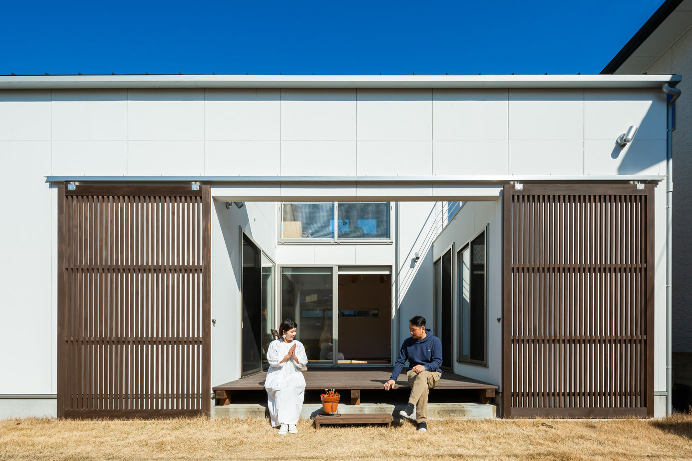 Suumo 大きな格子引き戸が目を引く 片流れ屋根のおしゃれなお家 開放的な間取りが特徴 321house ミツイハウス 東広島モデルハウスの建築実例詳細 注文住宅