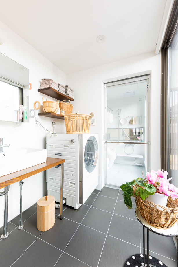 321HOUSE（ミツイハウス） 【造作引き戸／中庭のある家／片流れ屋根】こだわりのキッチンで自然と人が集まる家の建築実例画像10