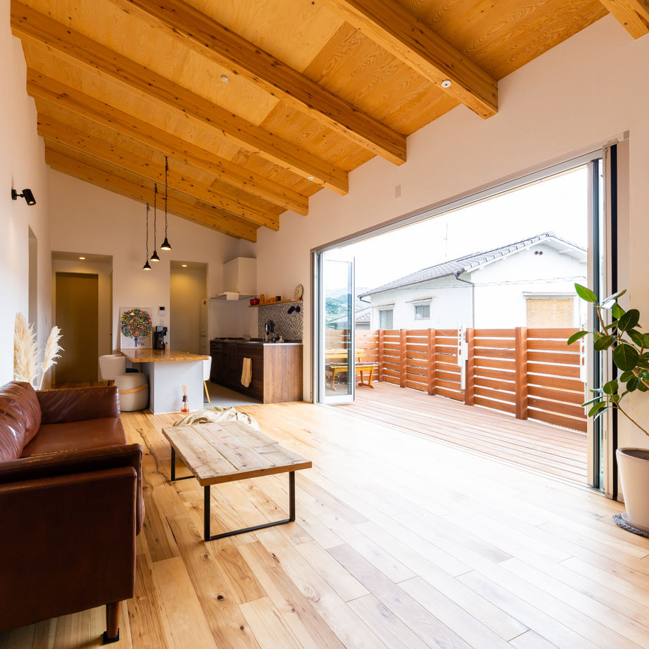 321HOUSE（ミツイハウス） 【平屋／二世帯住宅／おしゃれなキッチン】街中に建つ、開放感あふれる完全二世帯の住まいの建築実例画像2