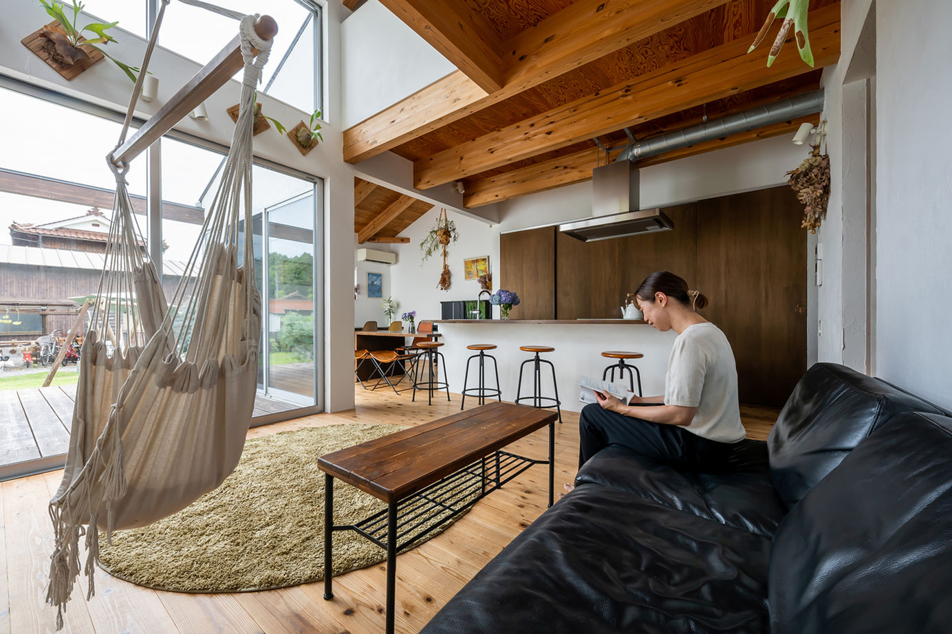 321HOUSE（ミツイハウス） 【さんかく／個性的／オープンな間取り】自然いっぱいの中に建つ、間仕切なしで家族と繋がる家。の建築実例画像5