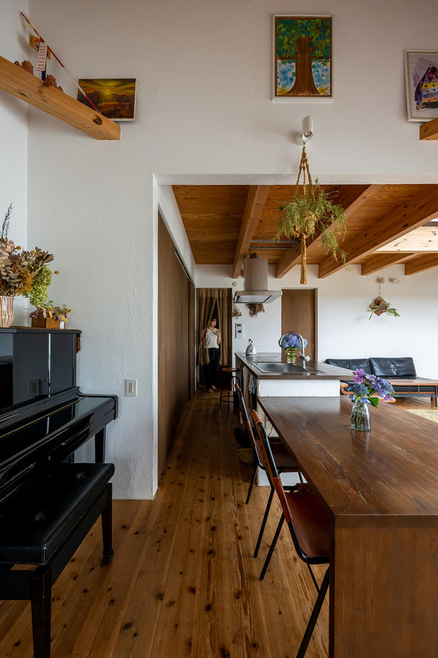 321HOUSE（ミツイハウス） 【さんかく／個性的／オープンな間取り】自然いっぱいの中に建つ、間仕切なしで家族と繋がる家。の建築実例画像6