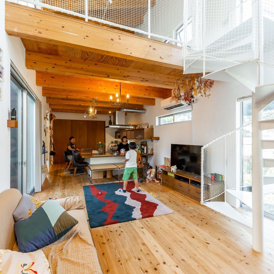 321HOUSE（ミツイハウス） 【片流れ屋根／ガルバリウム／おしゃれな外観】子供たちがのびのび暮らす、家族が繋がる家の建築実例画像4