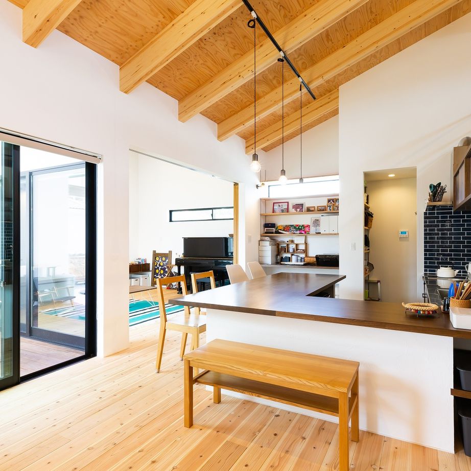 321HOUSE（ミツイハウス） 【平屋／薪ストーブ／おしゃれな外観】趣味とDIYを楽しむ平屋の家の建築実例画像9