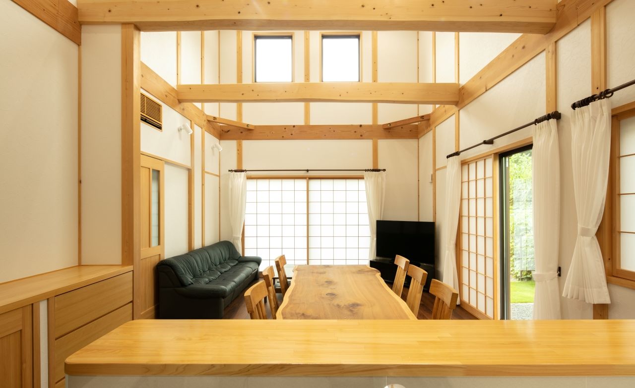 高井工務店 【2階建て/3000万円台/間取り図】和の趣を追求　檜の香る吹抜けや二間続きの和室に憩う和モダンハウスの建築実例画像3