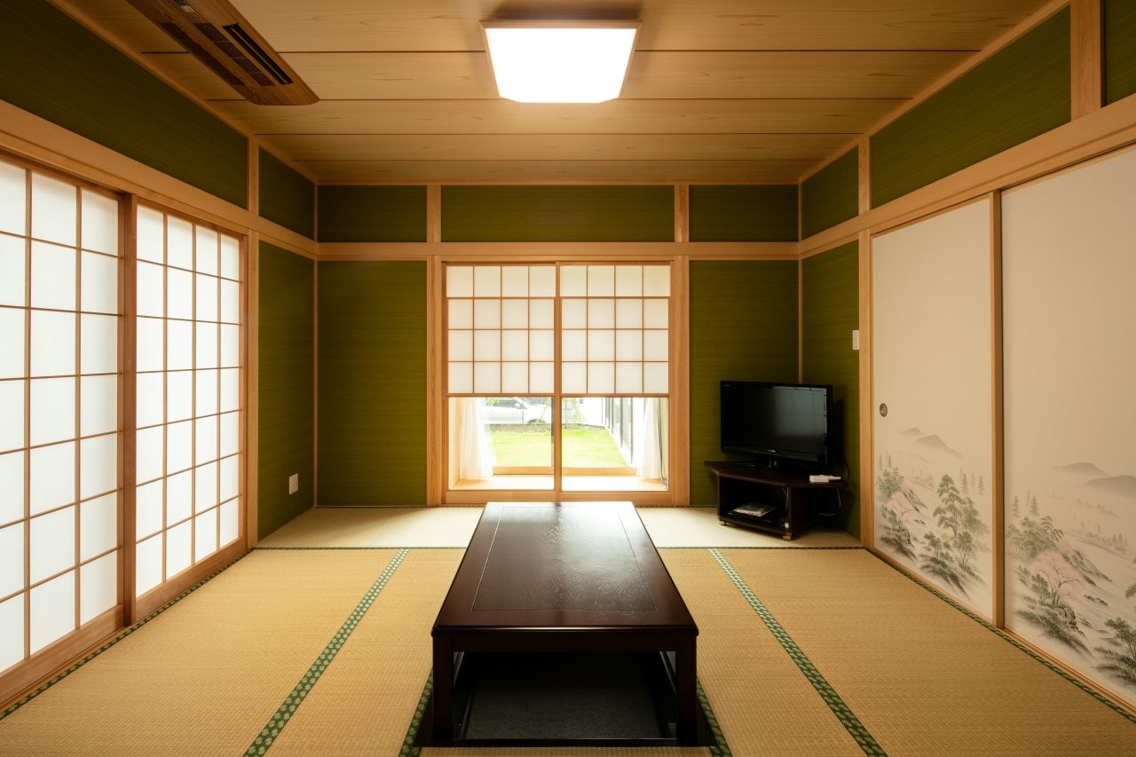 高井工務店 【2階建て/3000万円台/間取り図】和の趣を追求　檜の香る吹抜けや二間続きの和室に憩う和モダンハウスの建築実例画像5