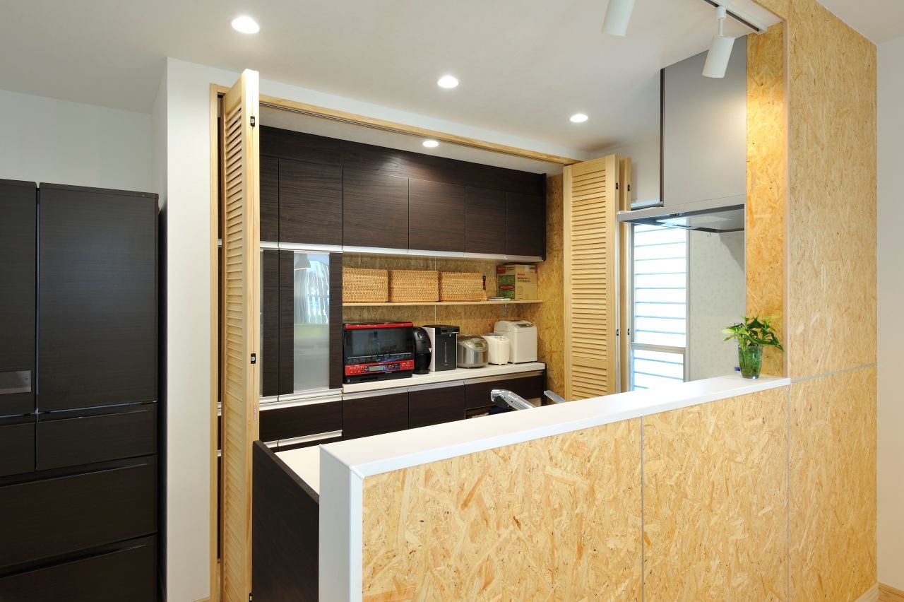 高井工務店 【2000万円台/間取り/ナチュラルモダン/収納】アウトドア好きのオープンデッキ完備　ログハウス風住まいの建築実例画像6