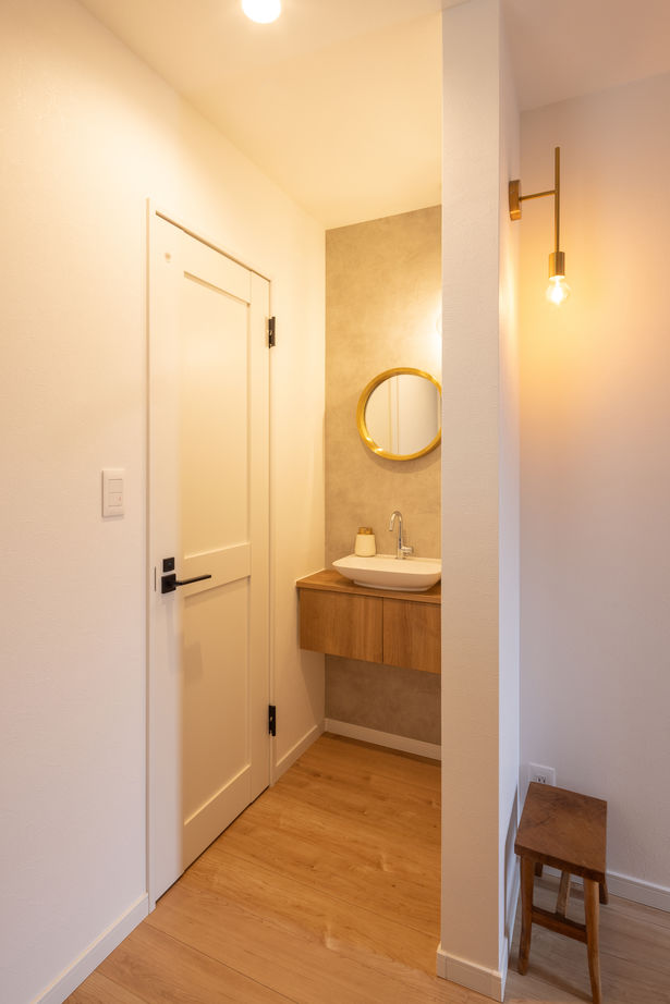 高井工務店 【3000万円台／間取り図有／ランドリールーム】ストレート＆回遊動線で家事をラクに！毎日オシャレが続く家の建築実例画像18