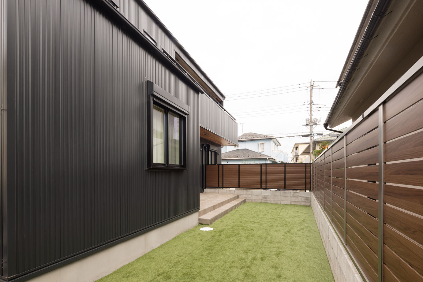 高井工務店 【3000万円台／間取り図有／ランドリールーム】ストレート＆回遊動線で家事をラクに！毎日オシャレが続く家の建築実例画像20