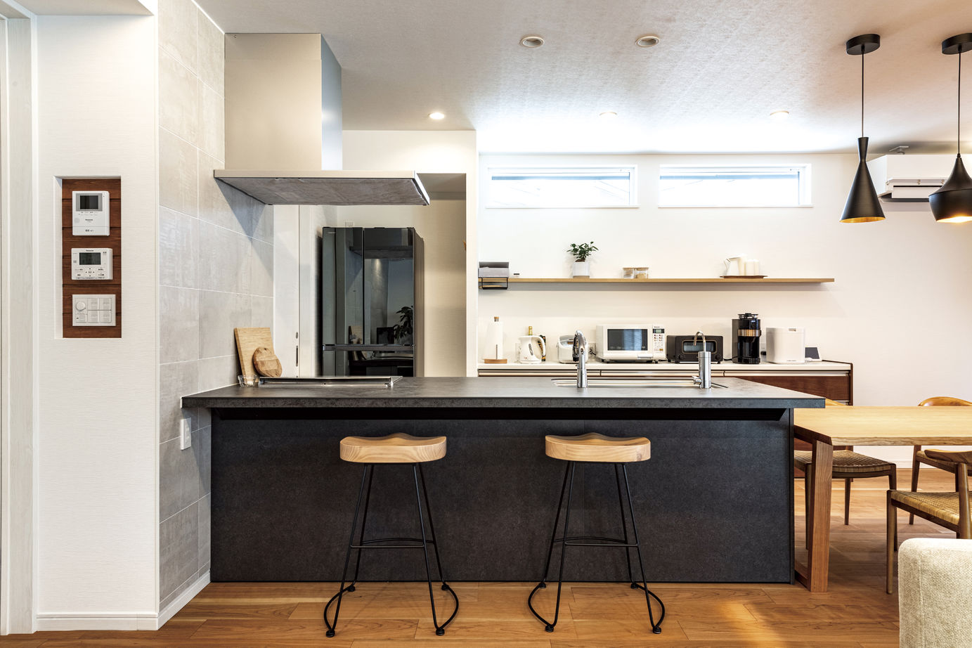 WITHDOM建築設計 【平屋】【福岡市/4LDK/34坪/子ども1人/間取り図有り】豊かな暮らしと家族を守る、性能にこだわる家の建築実例画像2