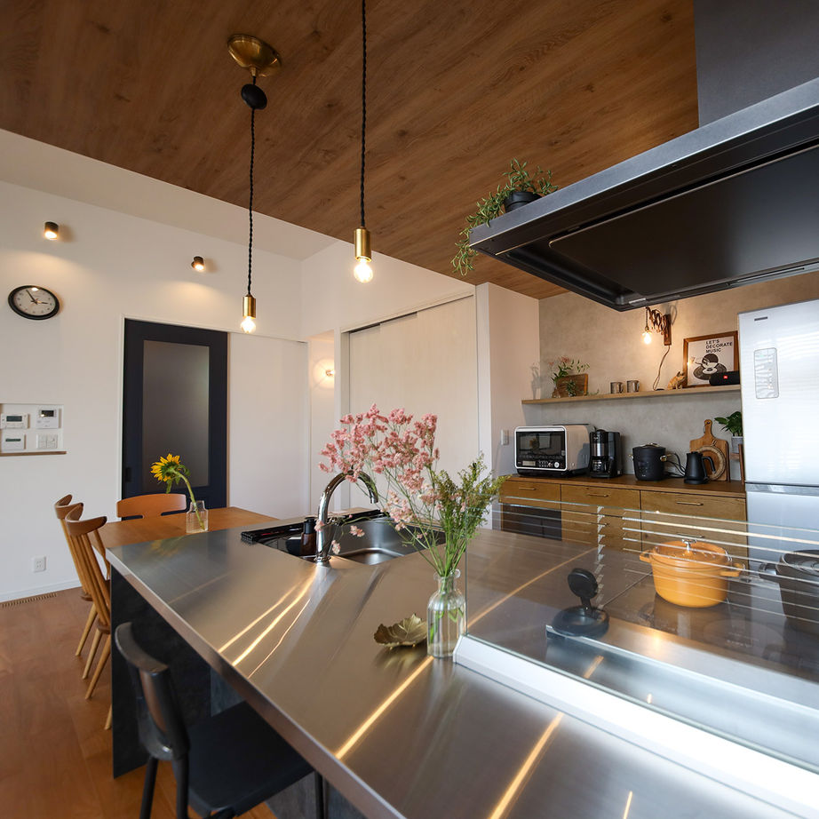 WITHDOM建築設計 【平屋】【古賀市/4LDK/29.4坪/インナーデッキ/間取り図有】アトリエ建築家と建てたコの字型の平屋の建築実例画像5