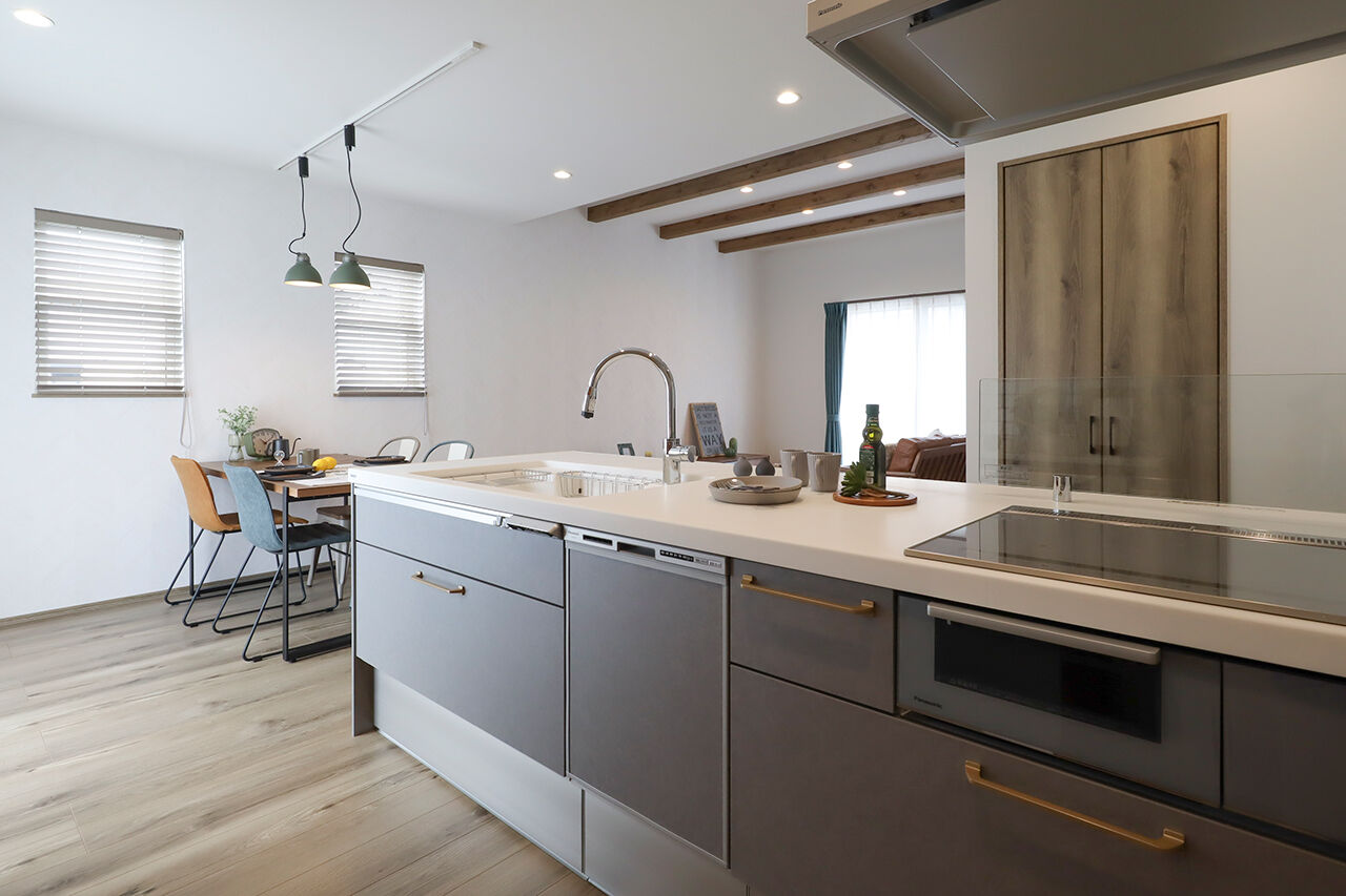 みんなの家 【2041万円／32坪／彦根市】家事動線に配慮したカリフォルニアスタイルのお家の建築実例画像3