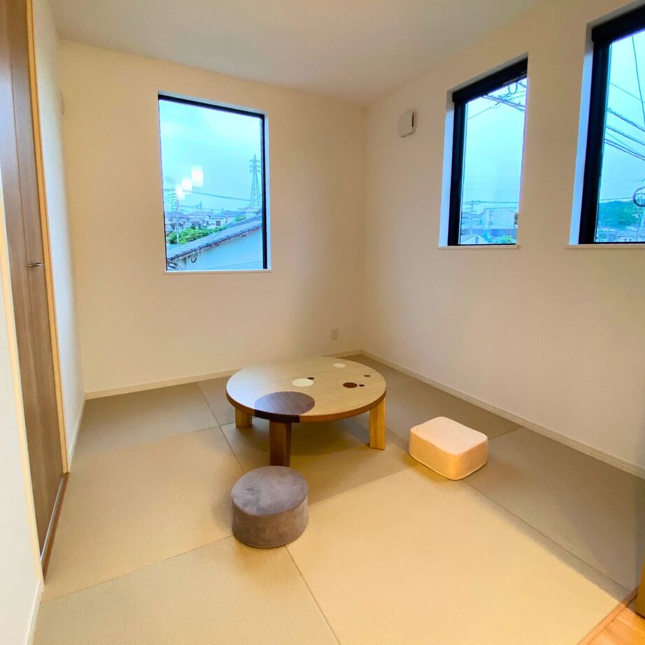 ABI-HAUS（アビハウス） 30坪の土地に3台分の駐車スペースを設けた3階建のガレージハウスの建築実例画像4