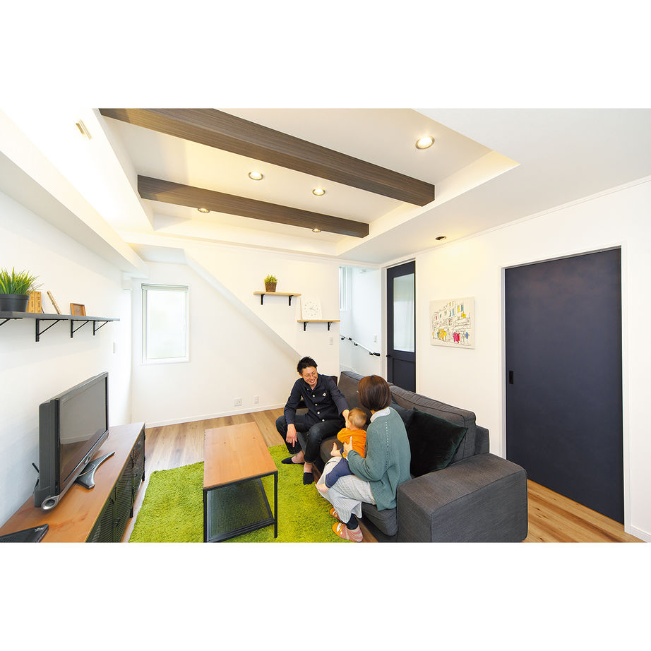 アイフルホーム　仙台・宮城北・石巻・古川 【1950万円・間取有】印象的な外観や板張りの天井、こだわりを盛り込んだ家が完成の建築実例画像2