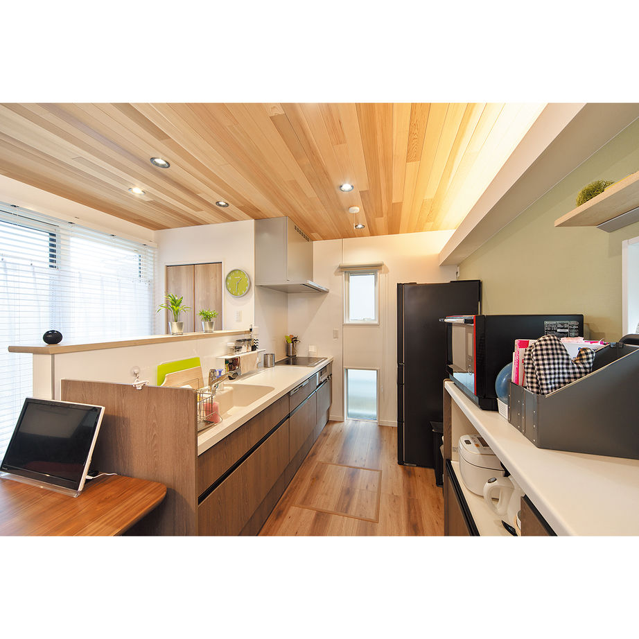 アイフルホーム　仙台・宮城北・石巻・古川 【1950万円・間取有】印象的な外観や板張りの天井、こだわりを盛り込んだ家が完成の建築実例画像4