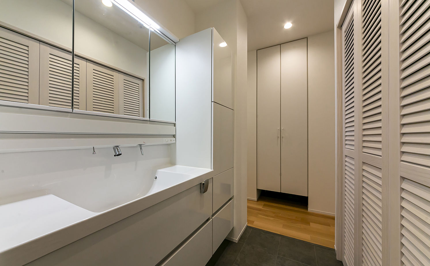 アイフルホーム　仙台・宮城北・石巻・古川 土地の広さを存分に生かして、存在感のある平屋が実現。こだわりと遊び心を満載した住まいの建築実例画像13