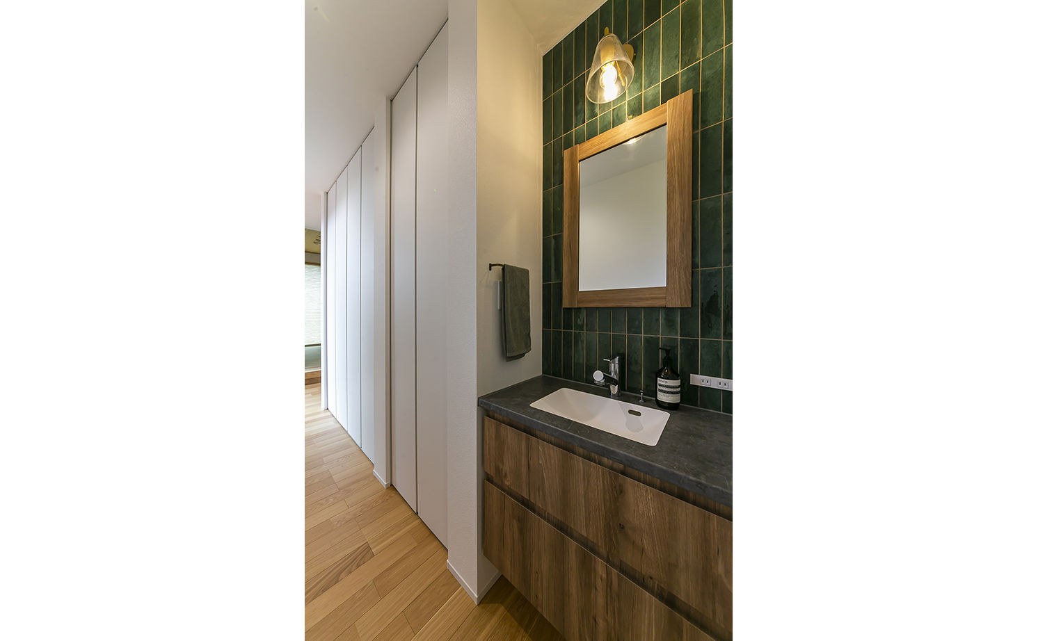 アイフルホーム　仙台・宮城北・石巻・古川 土地の広さを存分に生かして、存在感のある平屋が実現。こだわりと遊び心を満載した住まいの建築実例画像14