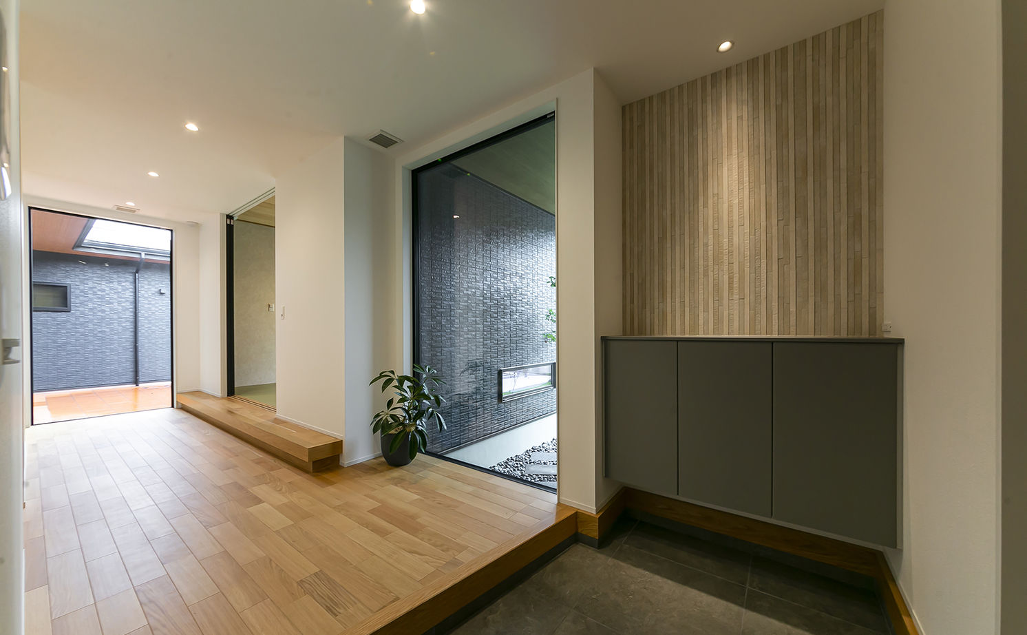 アイフルホーム　仙台・宮城北・石巻・古川 土地の広さを存分に生かして、存在感のある平屋が実現。こだわりと遊び心を満載した住まいの建築実例画像17