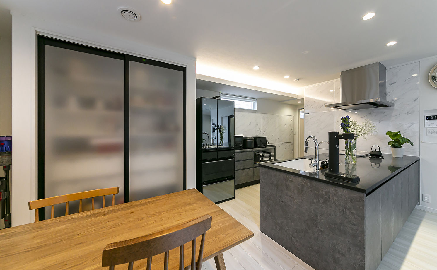 アイフルホーム　仙台・宮城北・石巻・古川 【2500～3000万円・間取り有】ゆとりと開放感、動線を重視したこだわりの住まいに事務所も併設の建築実例画像6