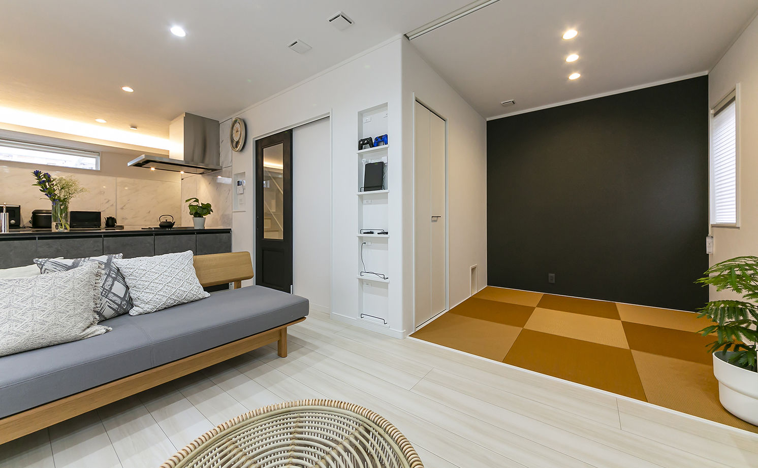 アイフルホーム　仙台・宮城北・石巻・古川 【2500～3000万円・間取り有】ゆとりと開放感、動線を重視したこだわりの住まいに事務所も併設の建築実例画像8