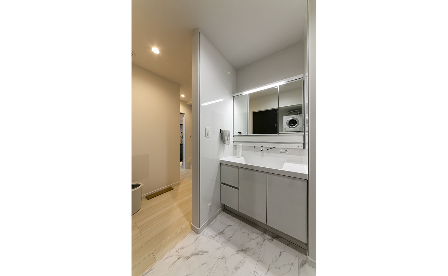 アイフルホーム　仙台・宮城北・石巻・古川 【2500～3000万円・間取り有】ゆとりと開放感、動線を重視したこだわりの住まいに事務所も併設の建築実例画像10