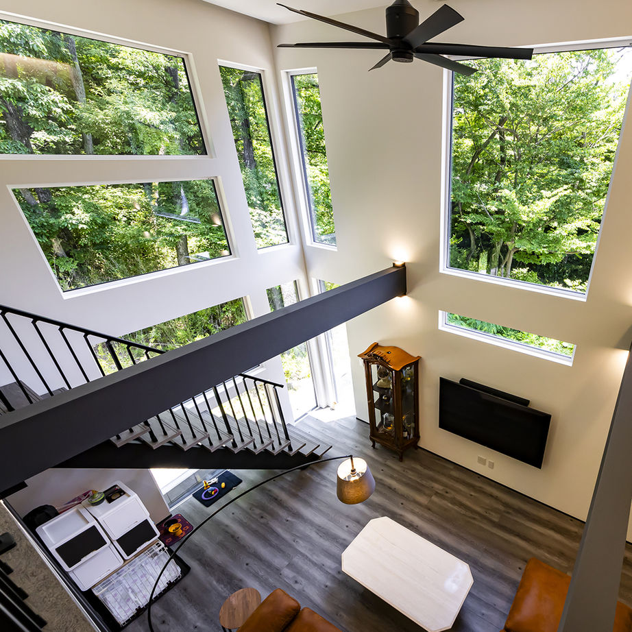 アイフルホーム　仙台・宮城北・石巻・古川 【1500～1999万円・間取図有】周囲の緑を借景にする、開放感あふれる吹抜けのリビングが魅力の建築実例画像3