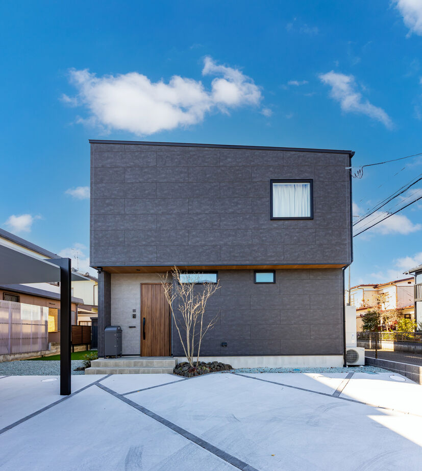 アイフルホーム宮城　東和総合住宅 【2500～2999万円／間取り有】スキップフロアのある笑顔集う吹抜けLD。こだわりを凝縮した自分たちらしい家の建築実例画像