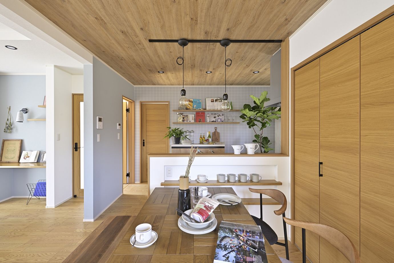 サンエルホーム 【1750万円/30.5坪/間取り図有】ママの負担を減らした家事動線と収納計画にこだわった住まいの建築実例画像2