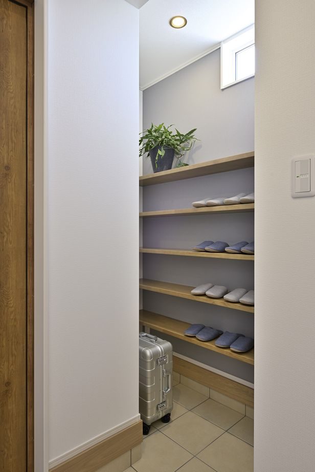 サンエルホーム 【1750万円/30.5坪/間取り図有】ママの負担を減らした家事動線と収納計画にこだわった住まいの建築実例画像9