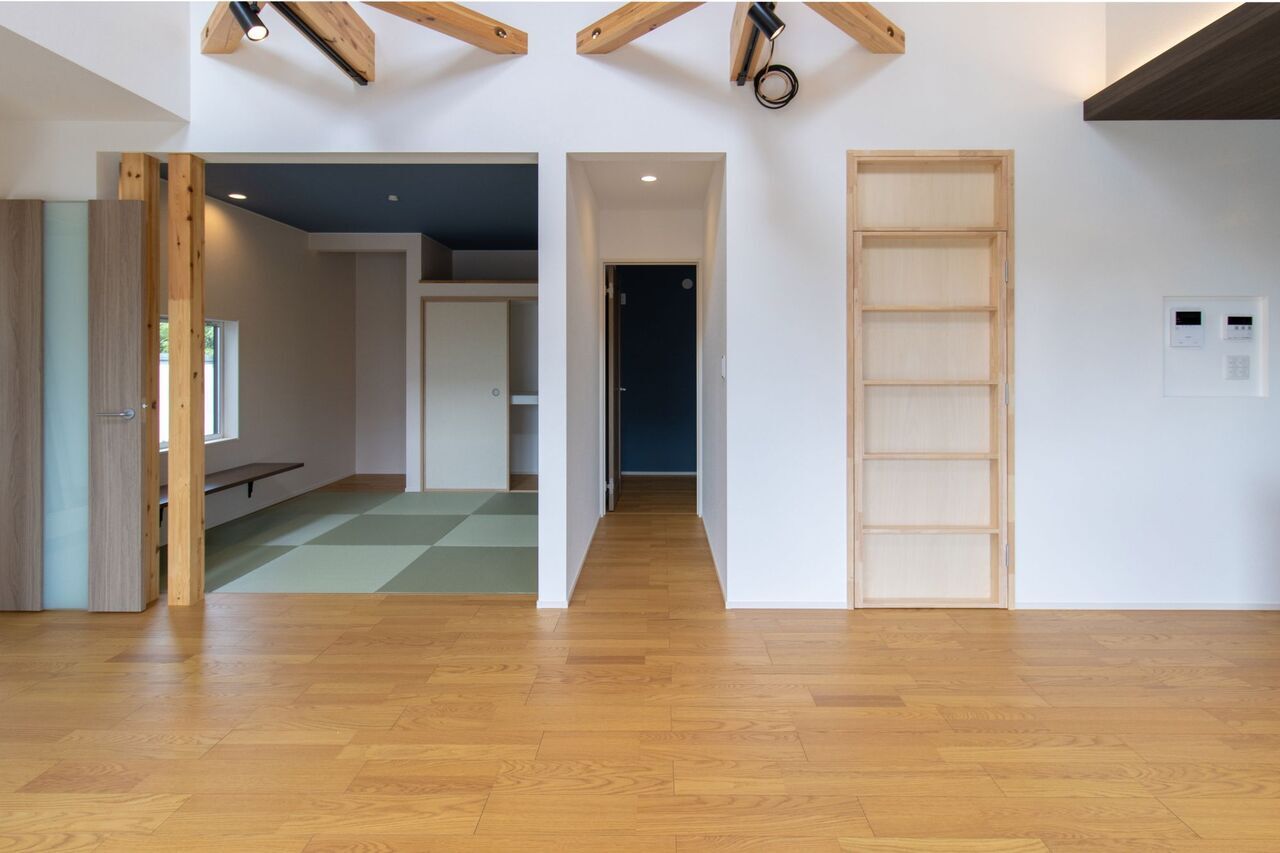 サンエルホーム 【2450万円/32坪/平屋/隠し扉】遊び心のあるカリフォルニアスタイルの平屋の建築実例画像5