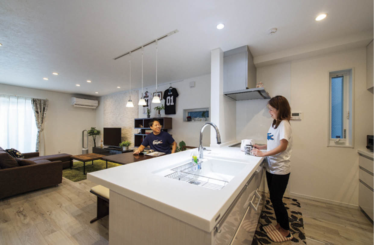 アーバンコキタ・パナソニックビルダーズグループ 【1500万円台/30坪 おしゃれな家/シンプル】省エネ仕様と収納の工夫に納得　スケルトン階段が個性を放つ家の建築実例画像7