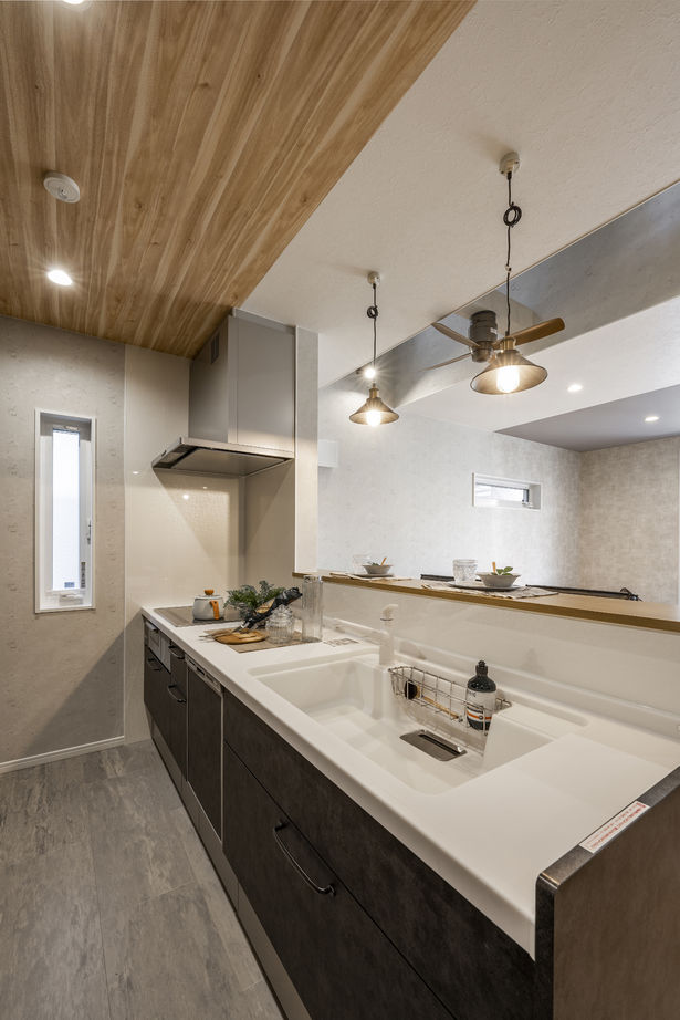 アーバンコキタ・パナソニックビルダーズグループ 【大阪市/2000万円台/20坪台】細部まで洗練美を追求した耐震住宅。2台エアコンシステムで夏も冬も快適にの建築実例画像10