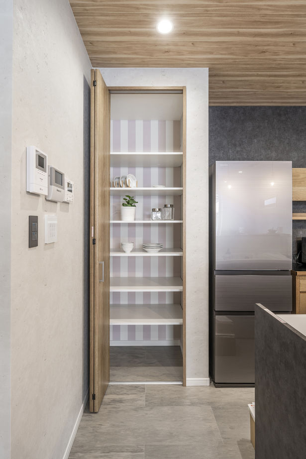 アーバンコキタ・パナソニックビルダーズグループ 【大阪市/2000万円台/20坪台】細部まで洗練美を追求した耐震住宅。2台エアコンシステムで夏も冬も快適にの建築実例画像11