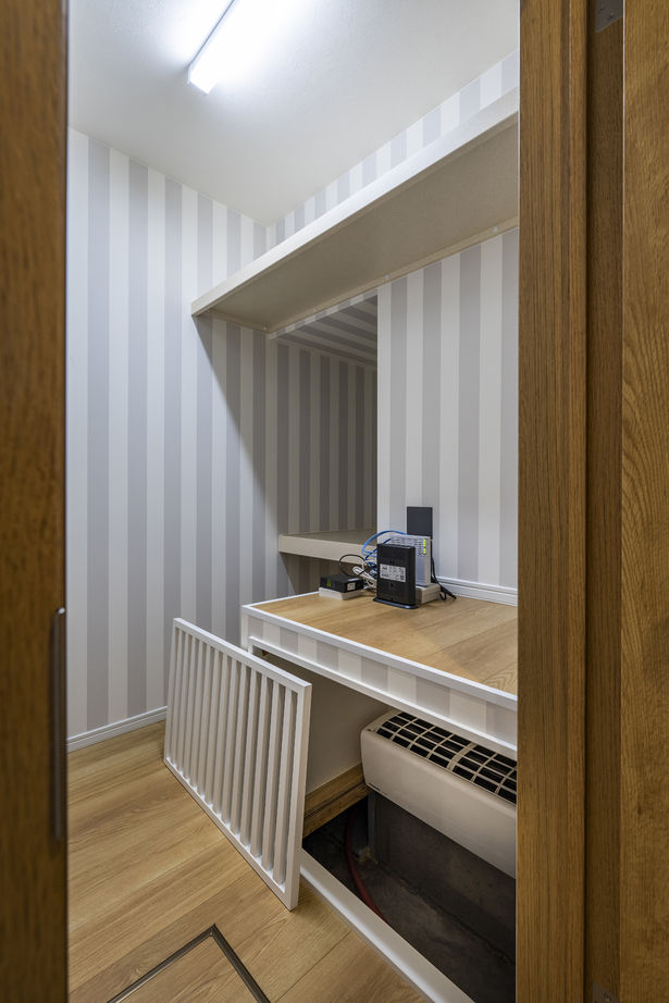 アーバンコキタ・パナソニックビルダーズグループ 【大阪市/2000万円台/20坪台】細部まで洗練美を追求した耐震住宅。2台エアコンシステムで夏も冬も快適にの建築実例画像13