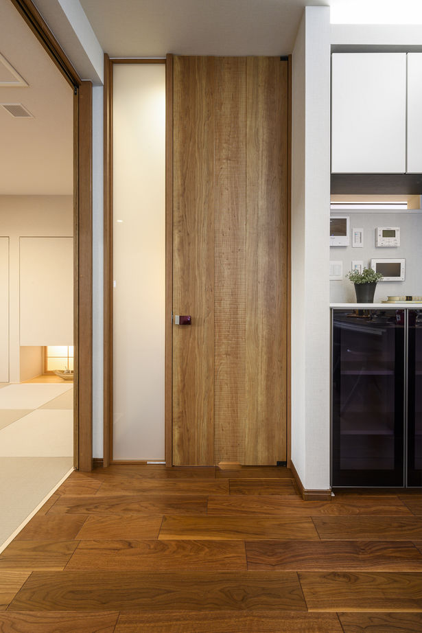 アーバンコキタ・パナソニックビルダーズグループ 【大阪府大東市/3000万円台】災害時も電気を使える安心を追求。全館空調、V2Hも導入された耐震住宅の建築実例画像6