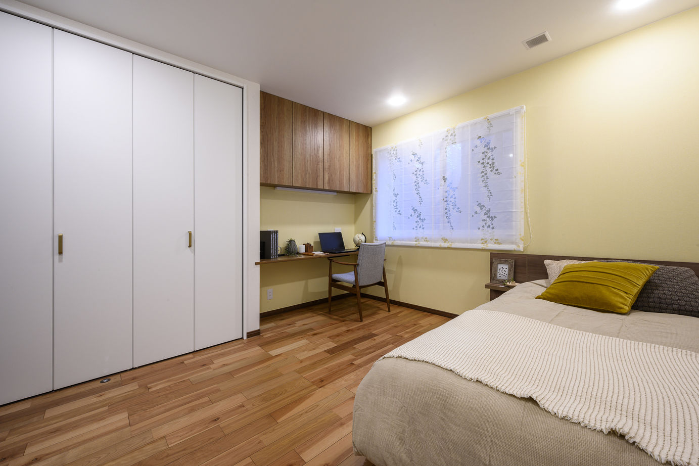 アーバンコキタ・パナソニックビルダーズグループ 【大阪府大東市/3000万円台】災害時も電気を使える安心を追求。全館空調、V2Hも導入された耐震住宅の建築実例画像15