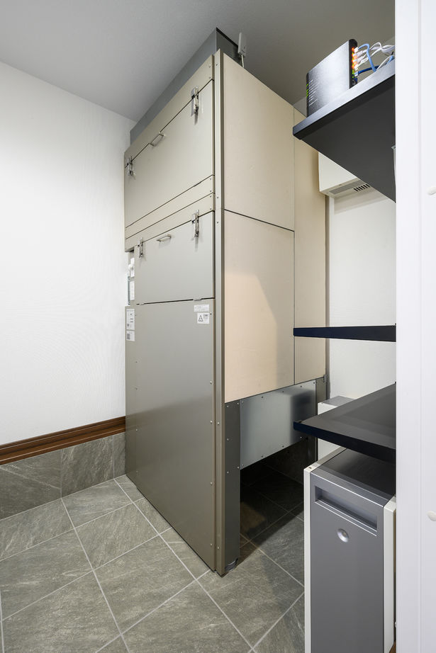 アーバンコキタ・パナソニックビルダーズグループ 【大阪府大東市/3000万円台】災害時も電気を使える安心を追求。全館空調、V2Hも導入された耐震住宅の建築実例画像19