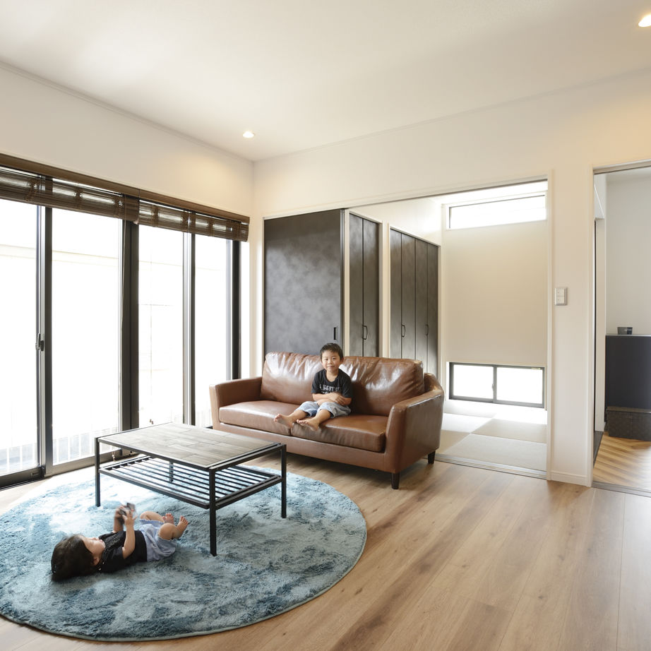 中部住研 パナソニックビルダーズグループ 【2000万円台/家事ラク/耐震/デザイン】鋼鉄梁による広々空間が生み出すヴィンテージカフェスタイルの家の建築実例画像8